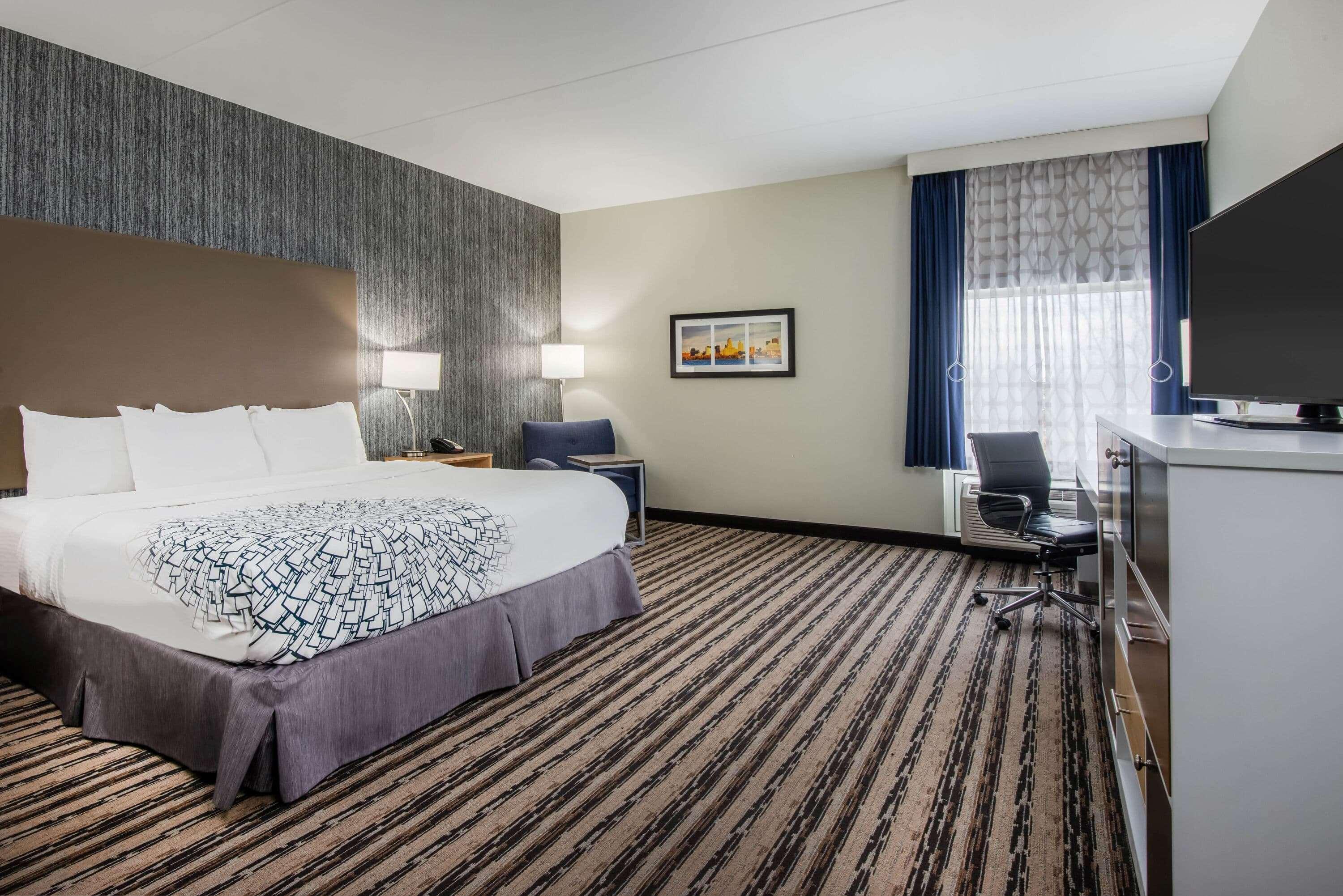 La Quinta By Wyndham Buffalo Amherst Exterior photo