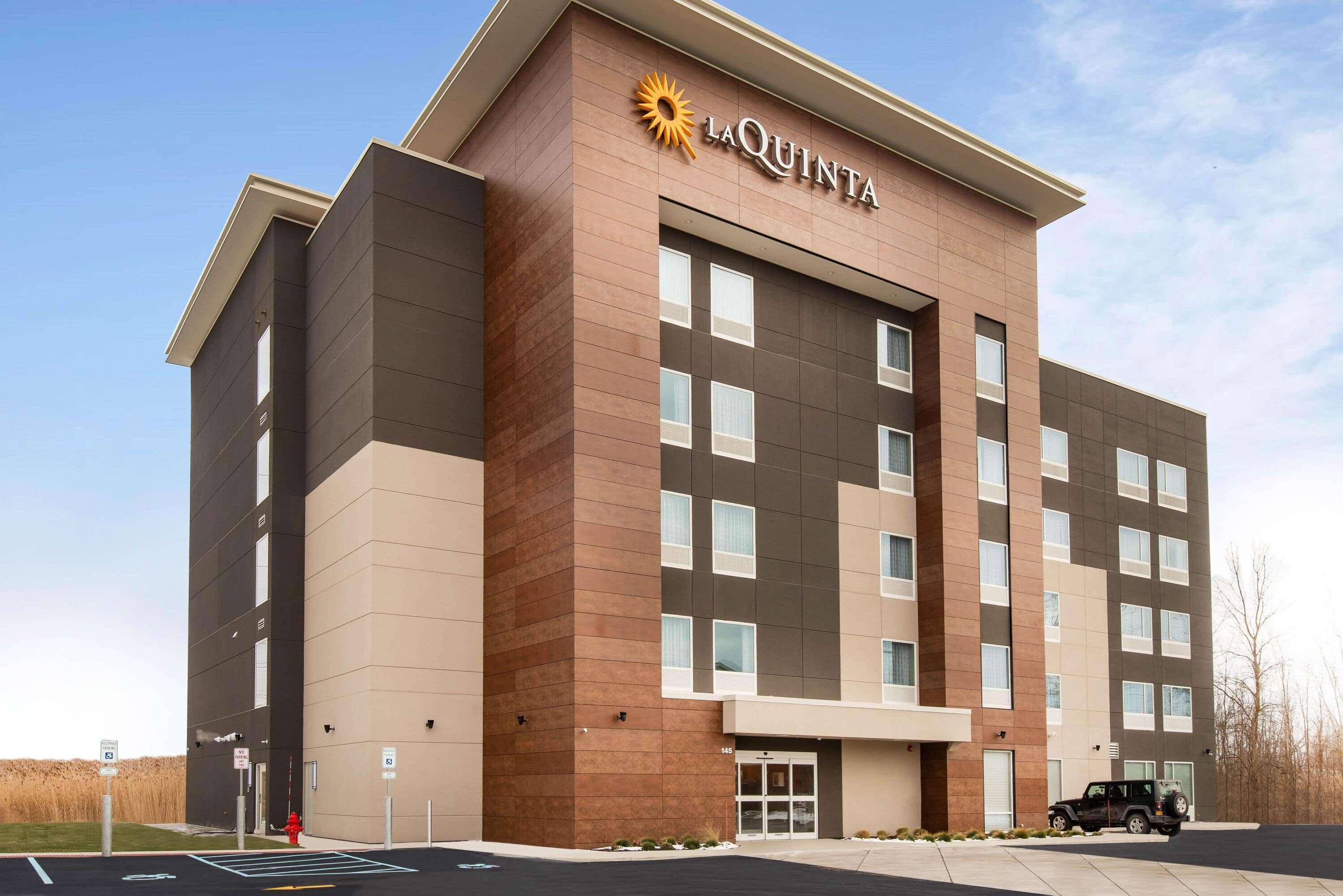 La Quinta By Wyndham Buffalo Amherst Exterior photo