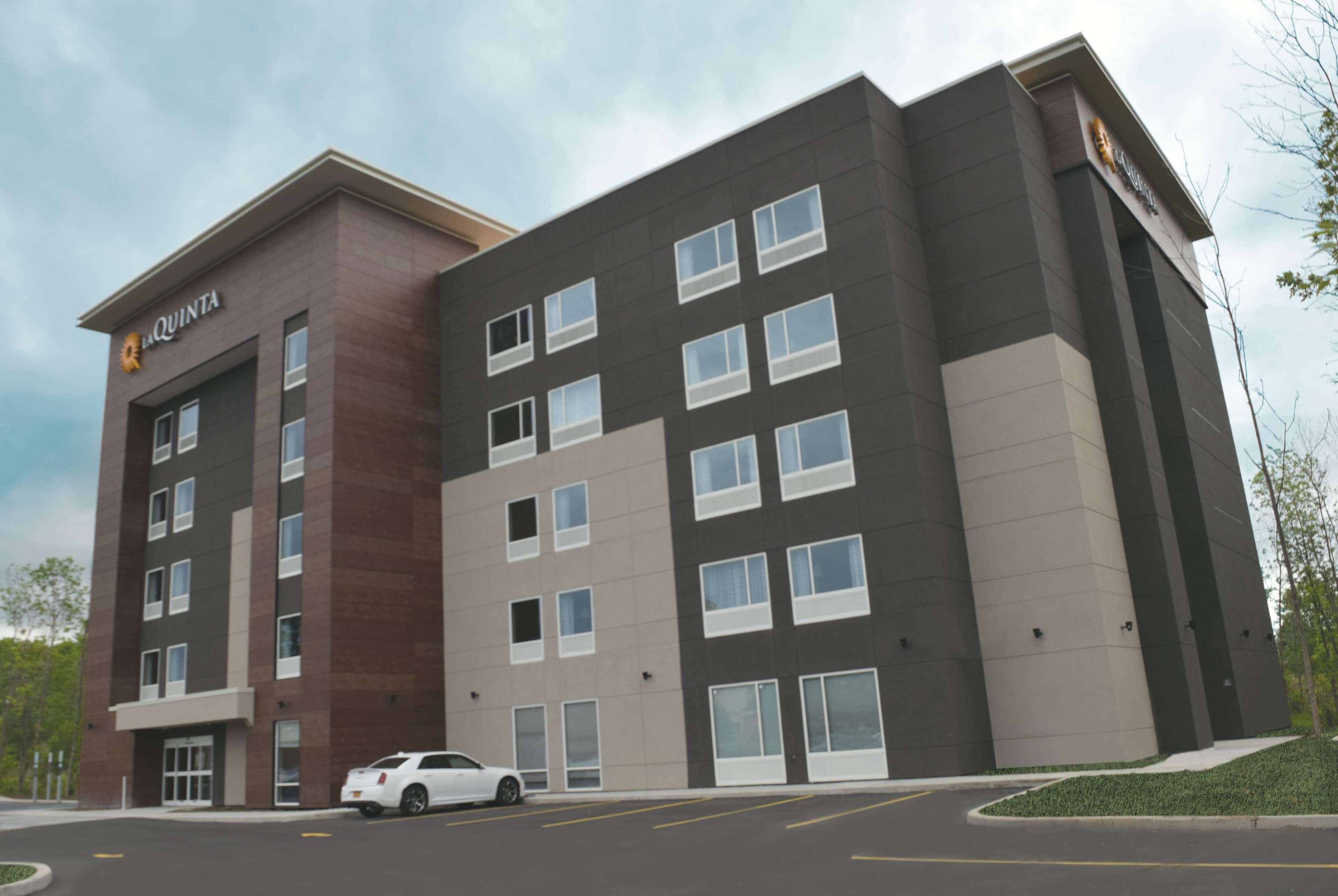 La Quinta By Wyndham Buffalo Amherst Exterior photo